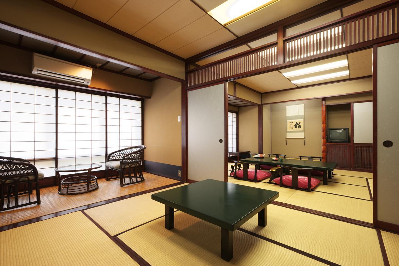 Hôtel Nishiya à Yonezawa Extérieur photo