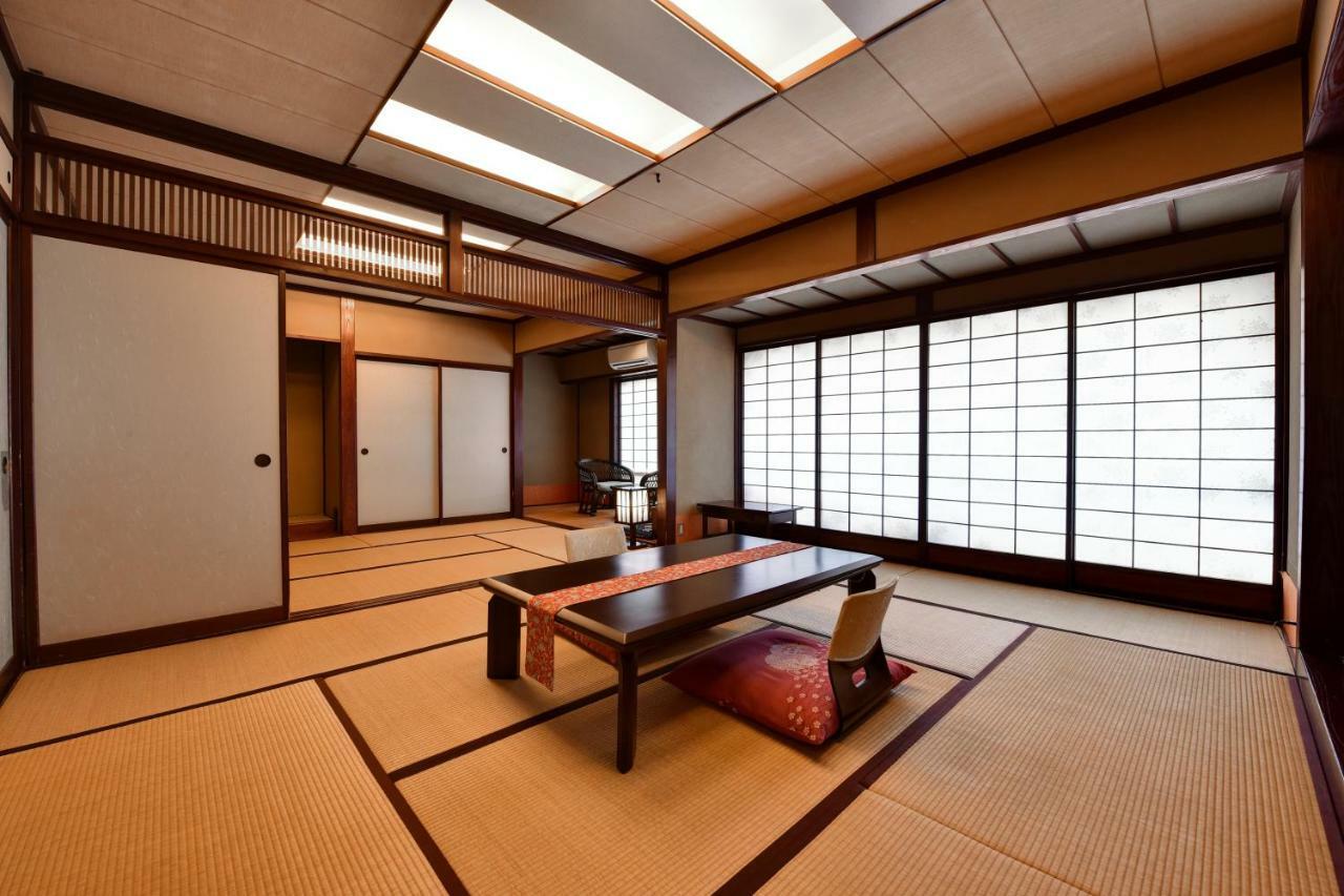 Hôtel Nishiya à Yonezawa Extérieur photo