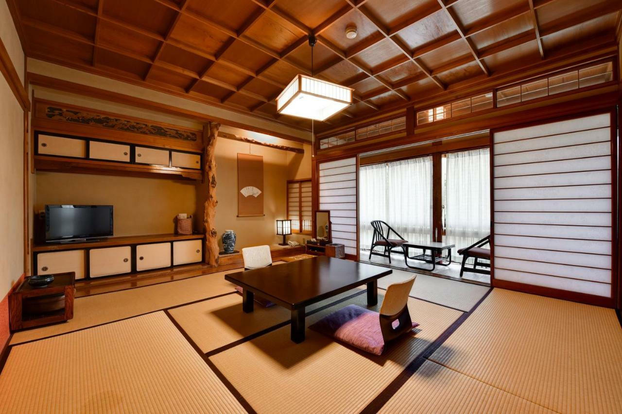 Hôtel Nishiya à Yonezawa Extérieur photo