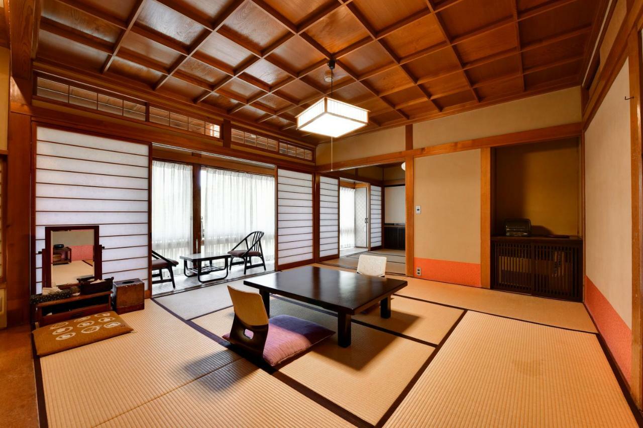 Hôtel Nishiya à Yonezawa Extérieur photo