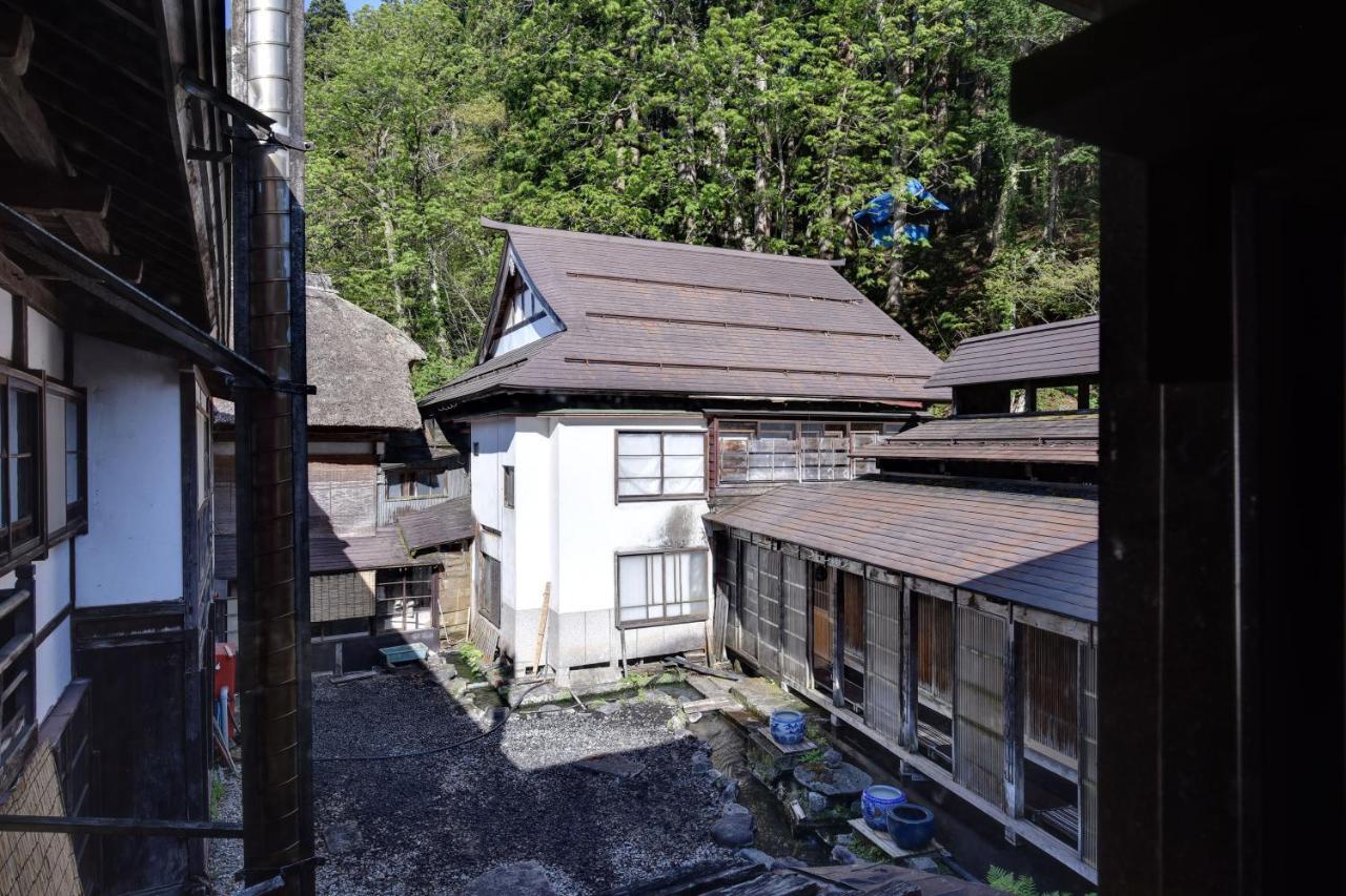 Hôtel Nishiya à Yonezawa Extérieur photo