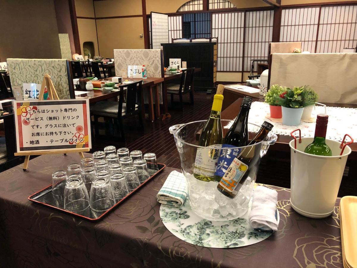 Hôtel Nishiya à Yonezawa Extérieur photo